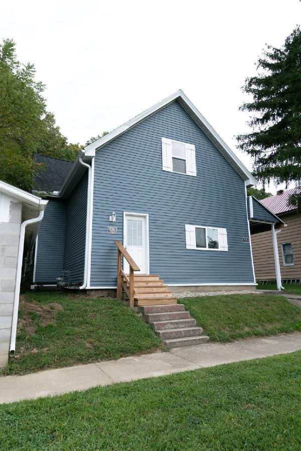 Spacious Rustic Downtown Market St 1 Bedroom Apt, Sleeps Up To 5, Steps To Honeywell & Eagles Theatre Wabash Экстерьер фото
